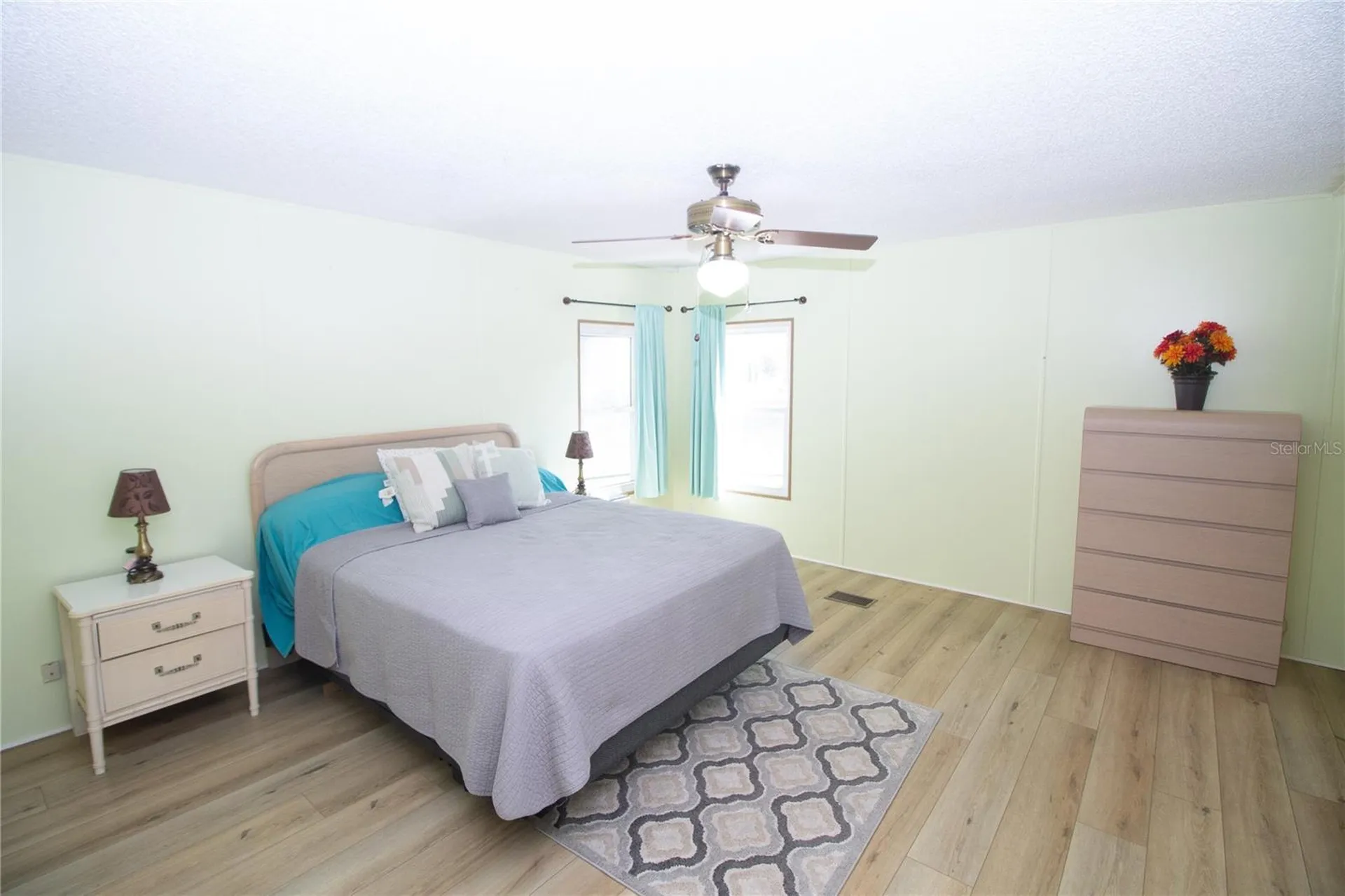 1664 Elkhart Circle Tavares FL 32778