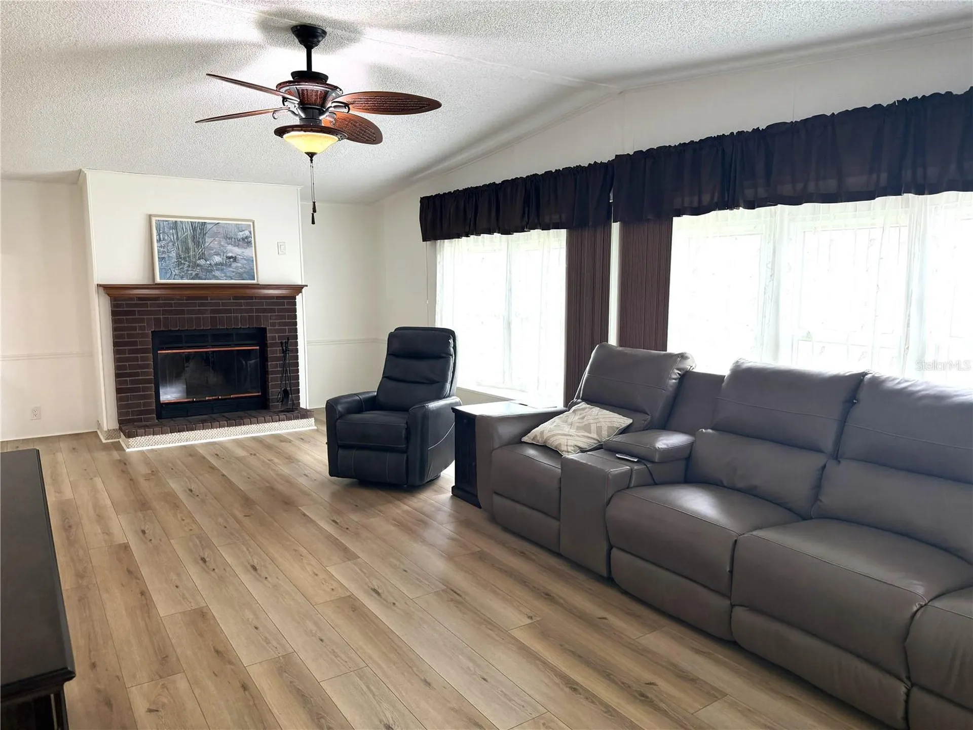 1664 Elkhart Circle Tavares FL 32778