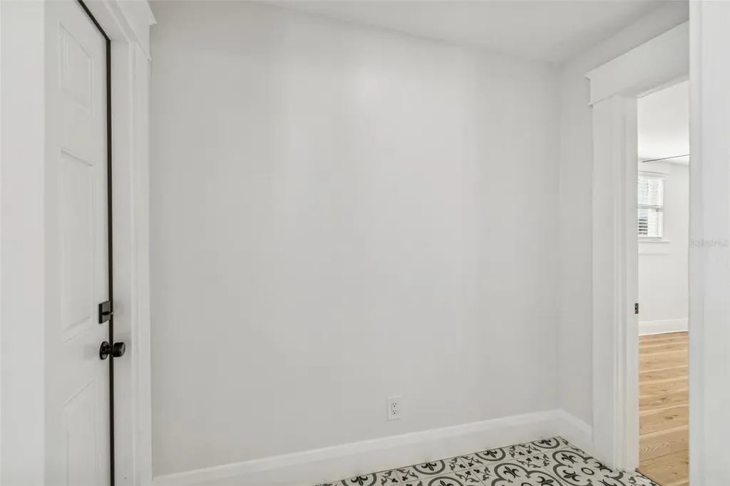 511 E Stratford Avenue Tampa FL 33603
