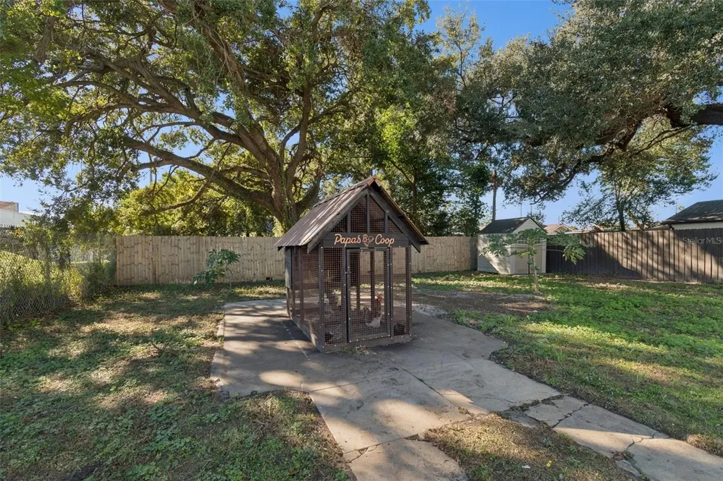 511 E Stratford Avenue Tampa FL 33603