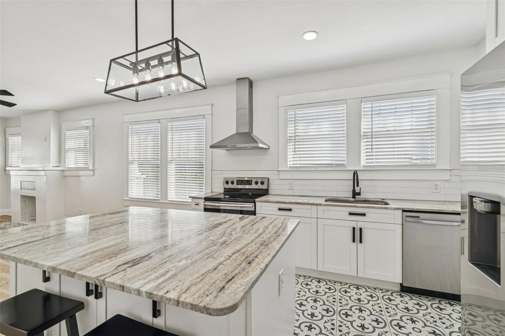 511 E Stratford Avenue Tampa FL 33603