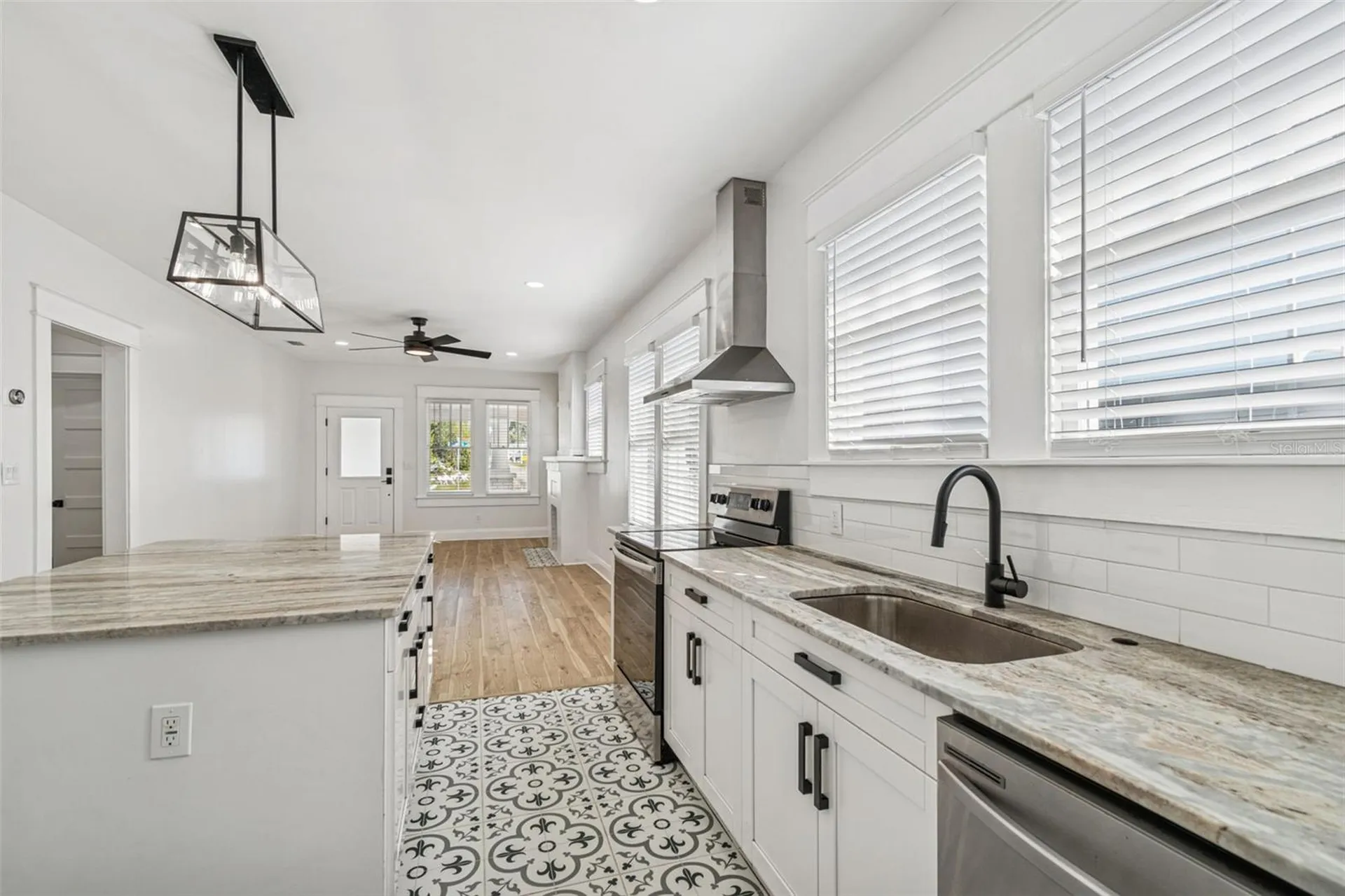 511 E Stratford Avenue Tampa FL 33603