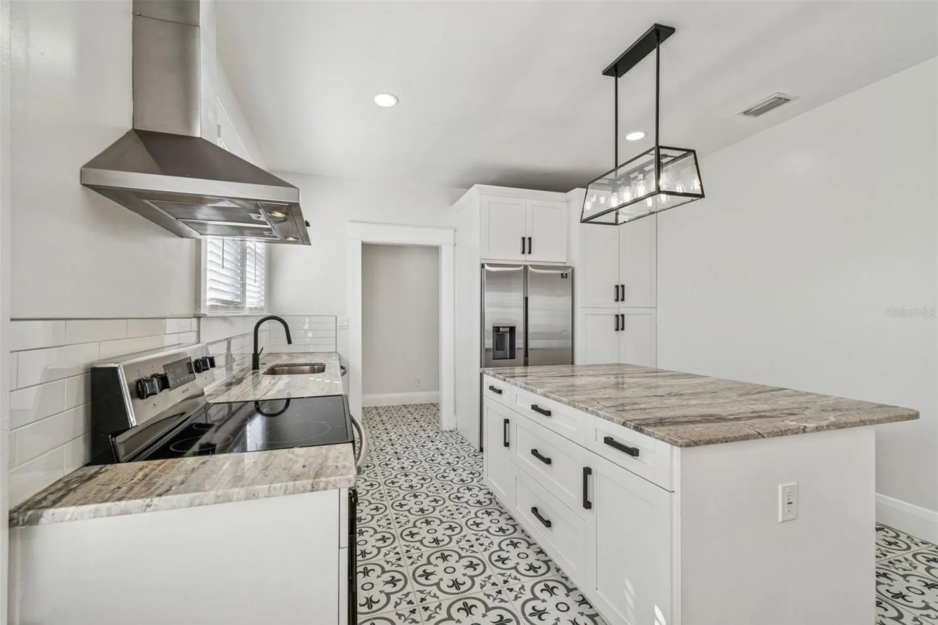 511 E Stratford Avenue Tampa FL 33603