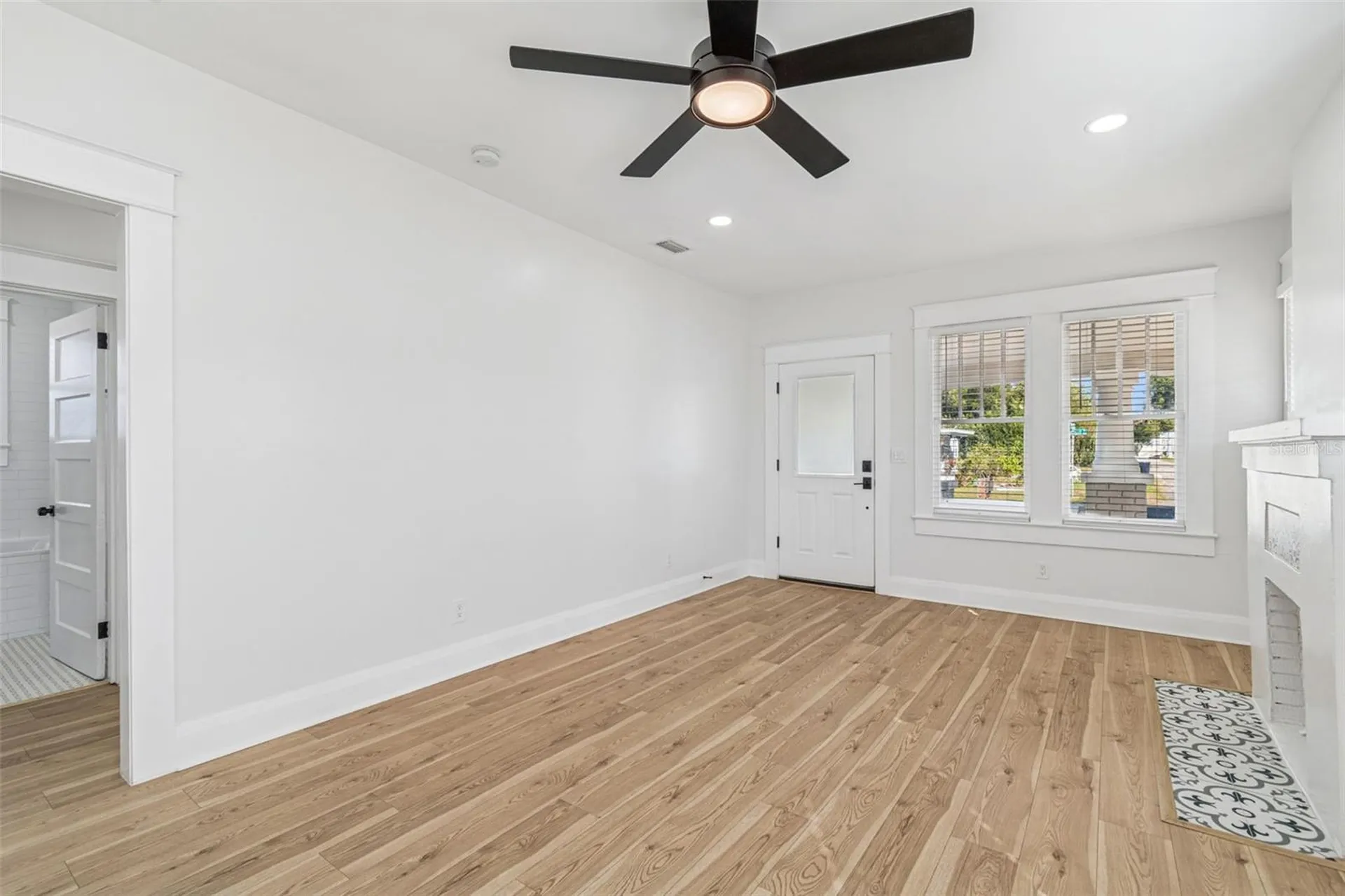 511 E Stratford Avenue Tampa FL 33603
