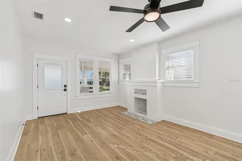 511 E Stratford Avenue Tampa FL 33603