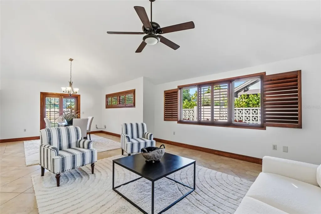4672 Pine Harrier Drive Sarasota FL 34231