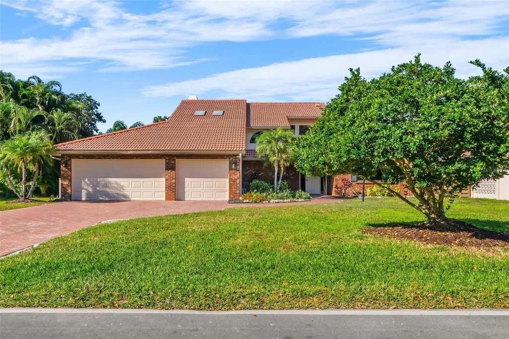 4672 Pine Harrier Drive Sarasota FL 34231