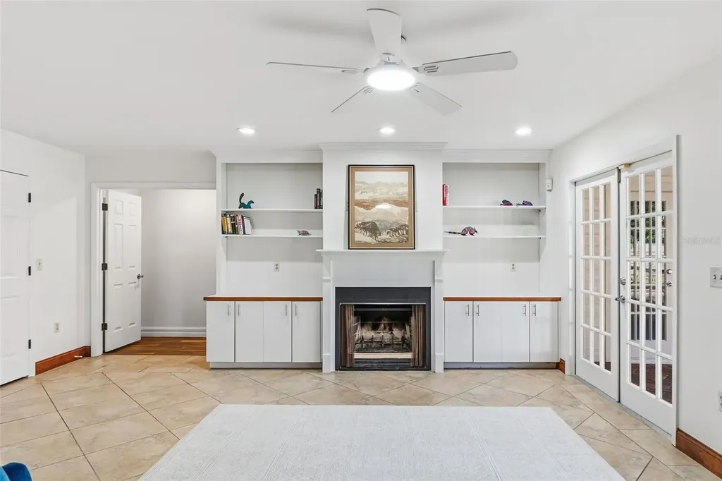 4672 Pine Harrier Drive Sarasota FL 34231
