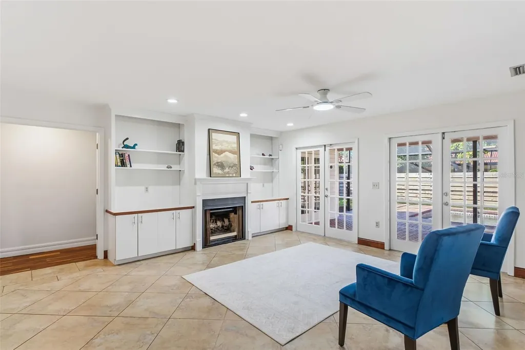4672 Pine Harrier Drive Sarasota FL 34231