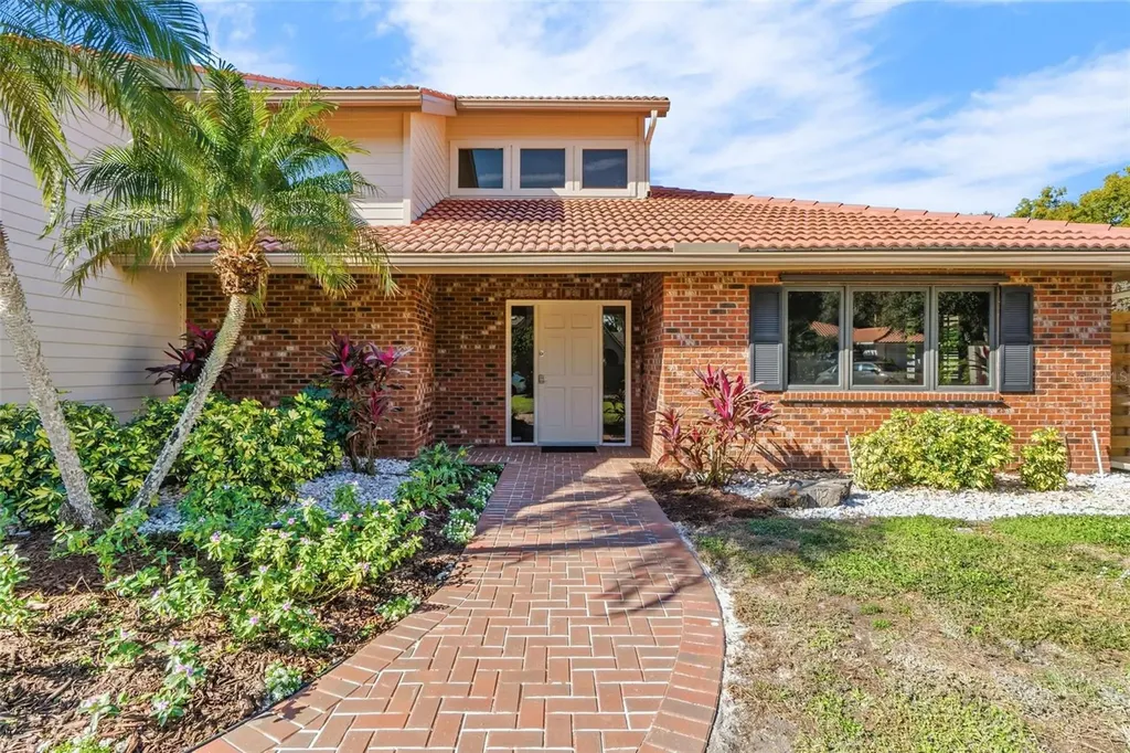 4672 Pine Harrier Drive Sarasota FL 34231