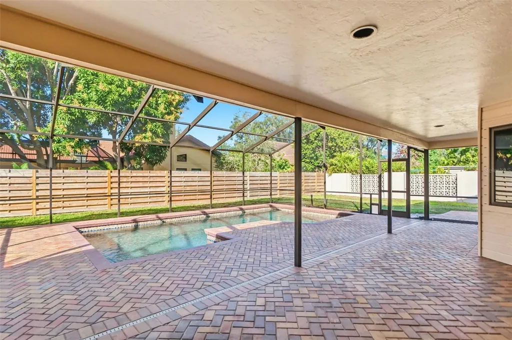 4672 Pine Harrier Drive Sarasota FL 34231