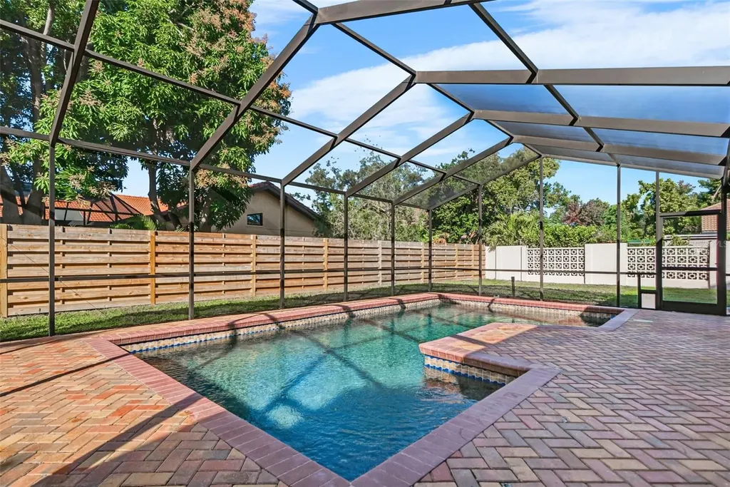 4672 Pine Harrier Drive Sarasota FL 34231