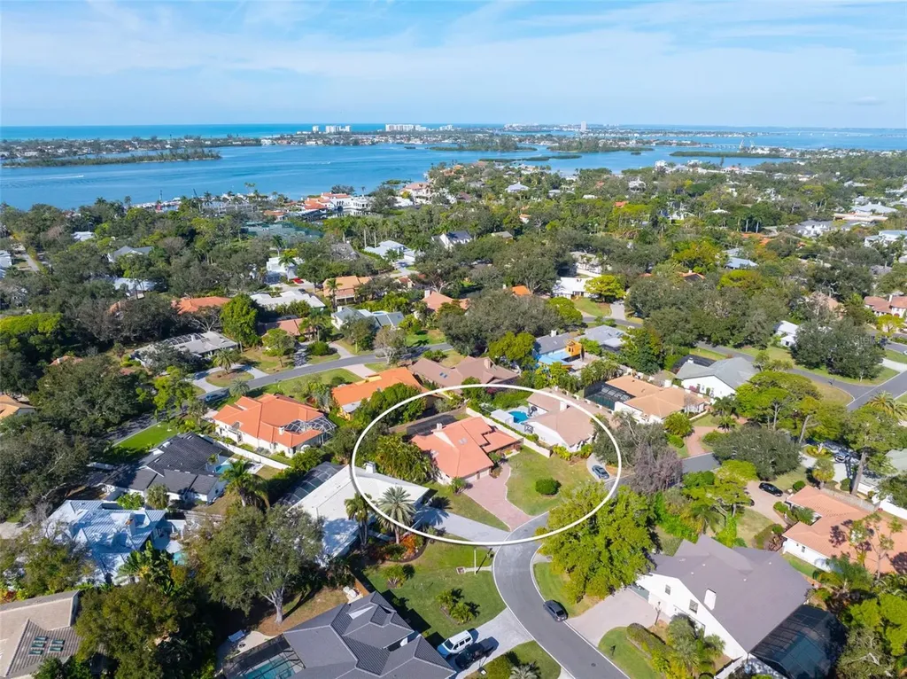 4672 Pine Harrier Drive Sarasota FL 34231