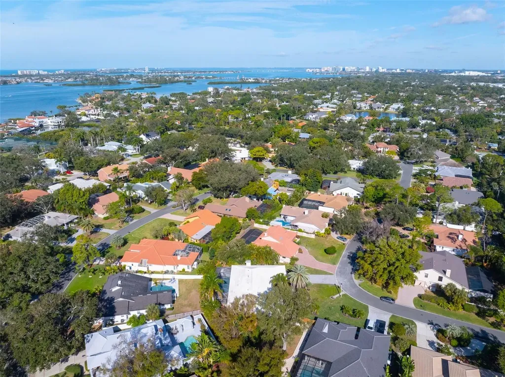 4672 Pine Harrier Drive Sarasota FL 34231
