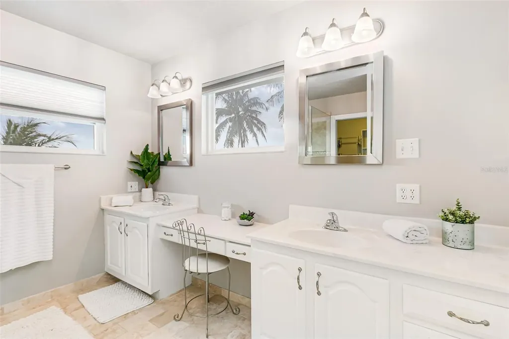 12201 Shoreview Drive Matlacha FL 33993