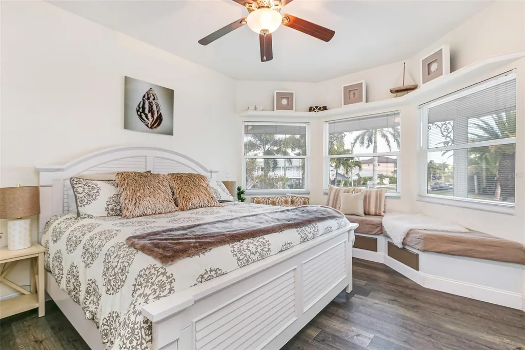 12201 Shoreview Drive Matlacha FL 33993
