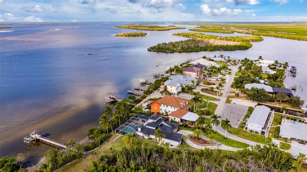 12201 Shoreview Drive Matlacha FL 33993