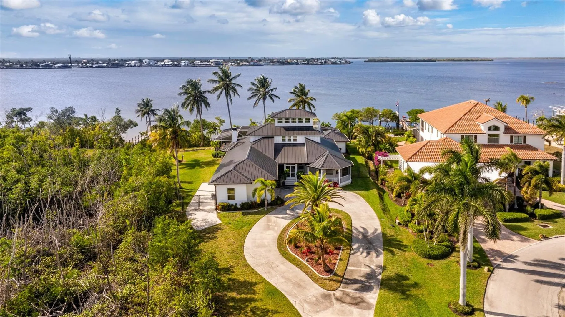 12201 Shoreview Drive Matlacha FL 33993