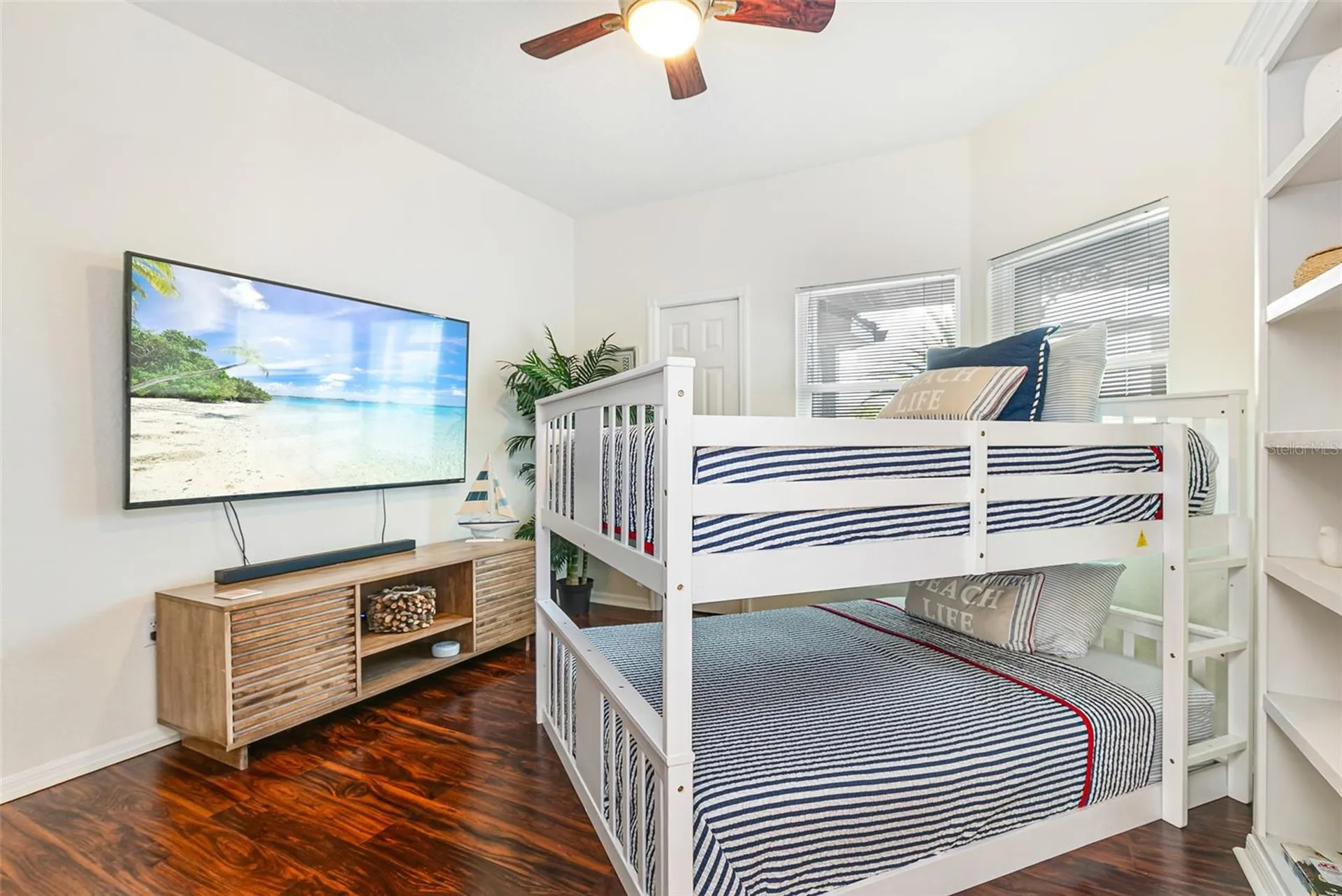 12201 Shoreview Drive Matlacha FL 33993