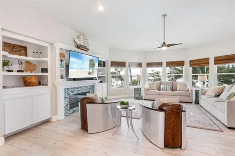 12201 Shoreview Drive Matlacha FL 33993