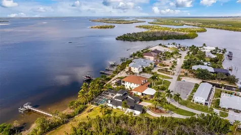 12201 Shoreview Drive Matlacha FL 33993