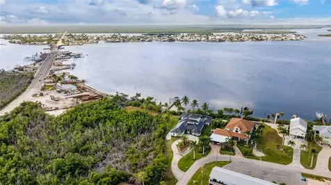 12201 Shoreview Drive Matlacha FL 33993