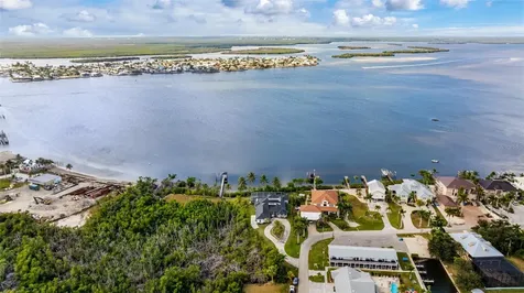 12201 Shoreview Drive Matlacha FL 33993
