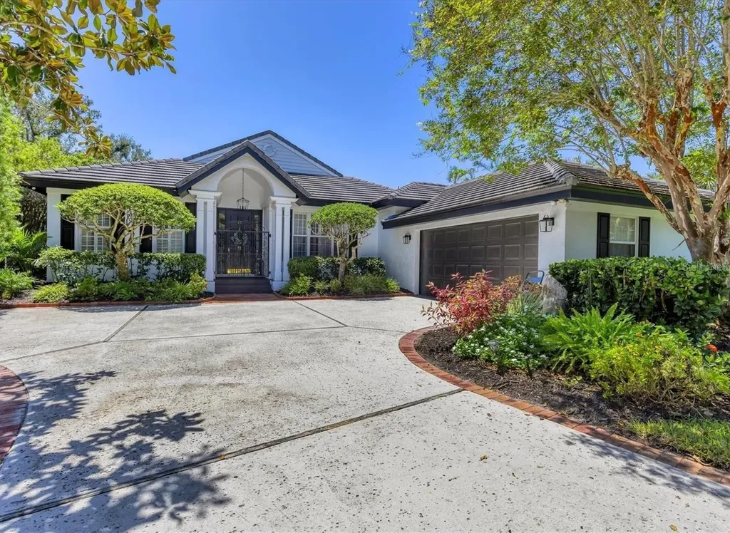 17 Bayhead Lane Osprey FL 34229