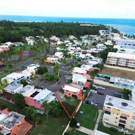 152 Plaza Virgen Gorda Luquillo PR 00773