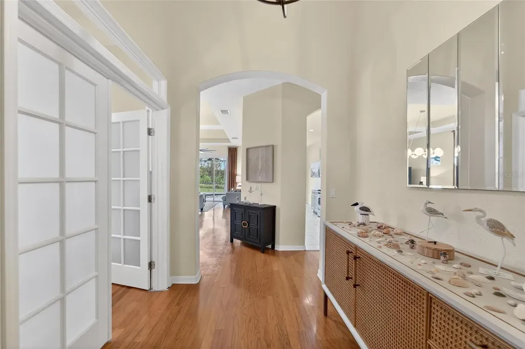 1032 Regal Manor Way Sun City Center FL 33573