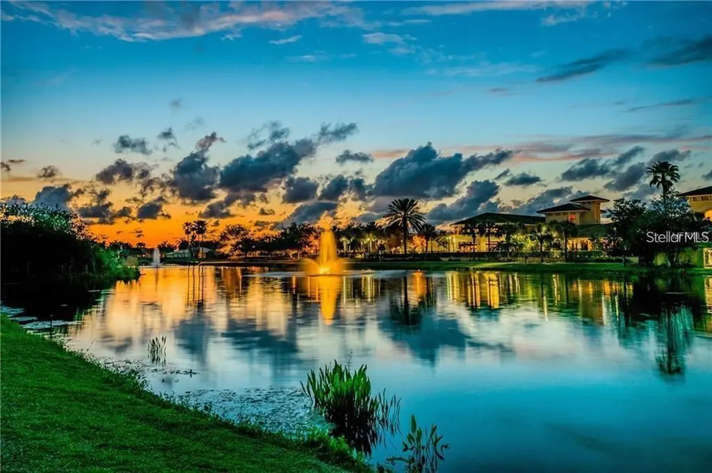 1032 Regal Manor Way Sun City Center FL 33573