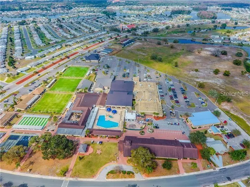 1032 Regal Manor Way Sun City Center FL 33573