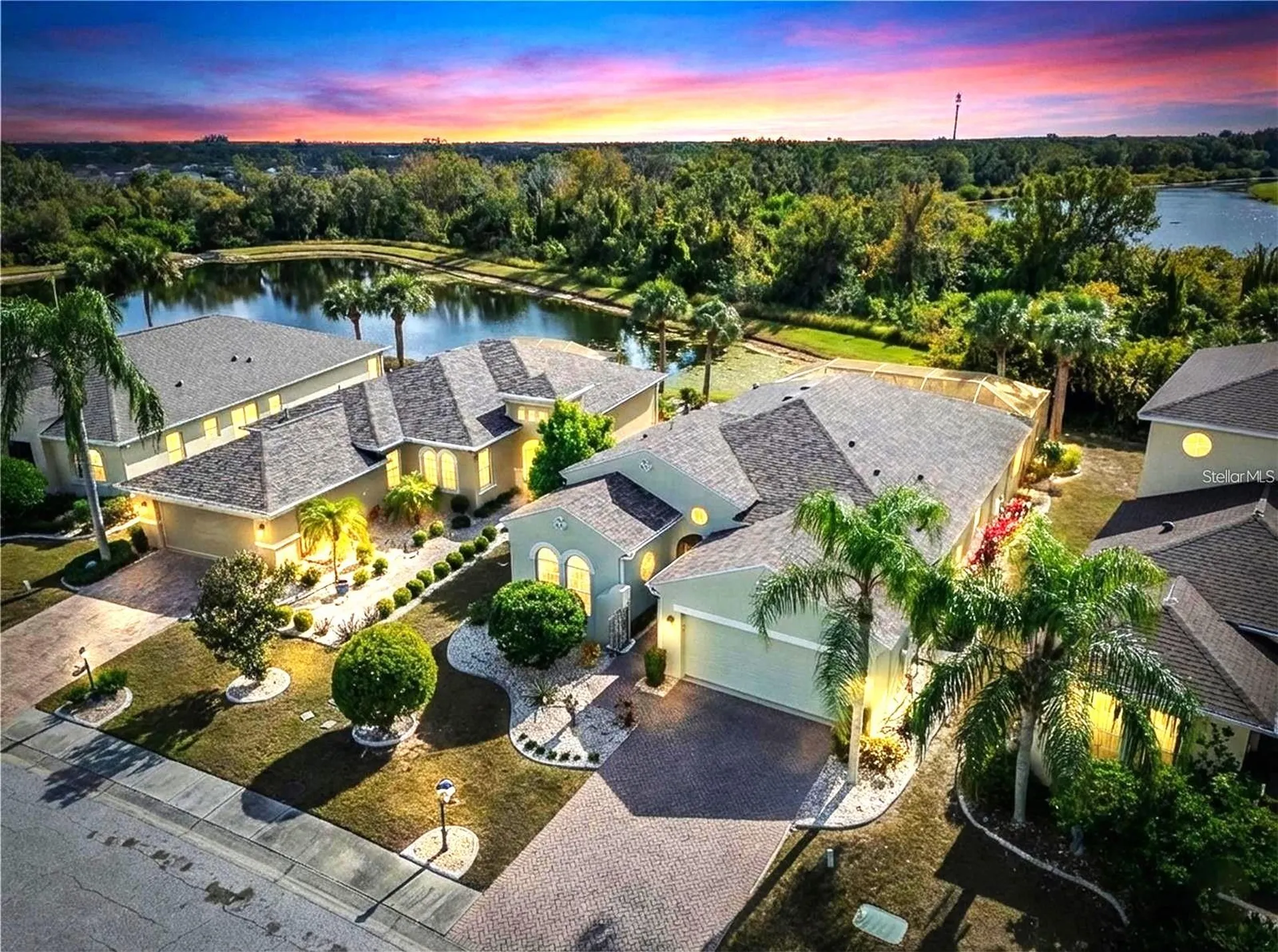 1032 Regal Manor Way Sun City Center FL 33573