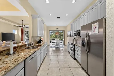 1032 Regal Manor Way Sun City Center FL 33573