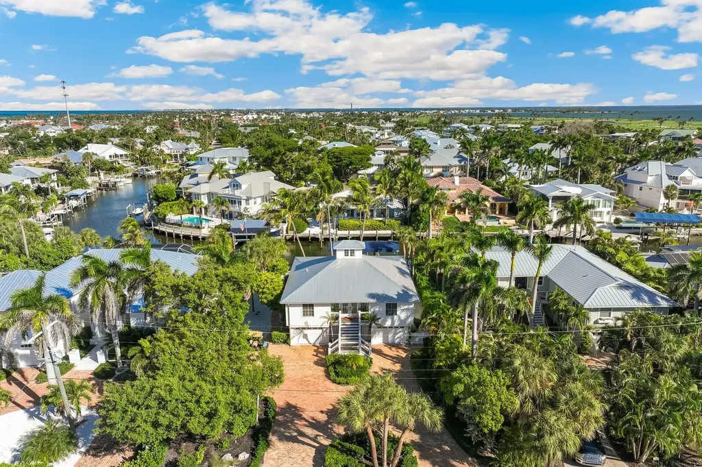 161 1st Street E Boca Grande FL 33921