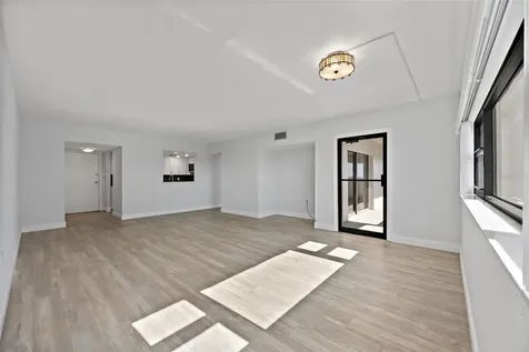 4141 Bayshore Boulevard Tampa FL 33611