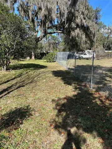 20621 SE Highway 42 Umatilla FL 32784
