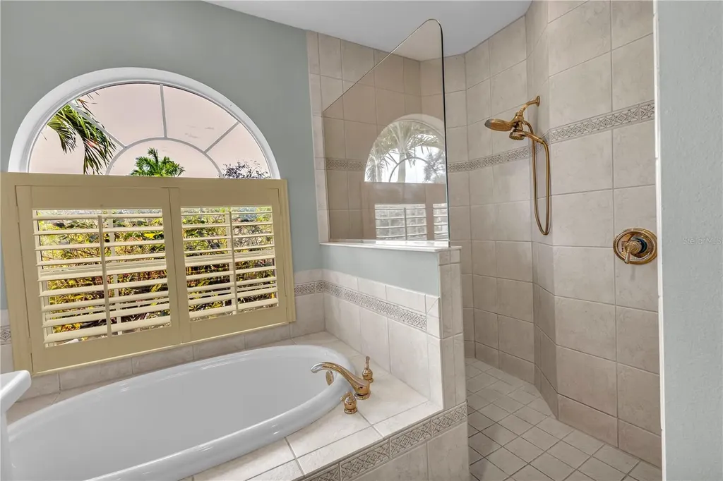 5311 Nathaniel Place Sarasota FL 34233