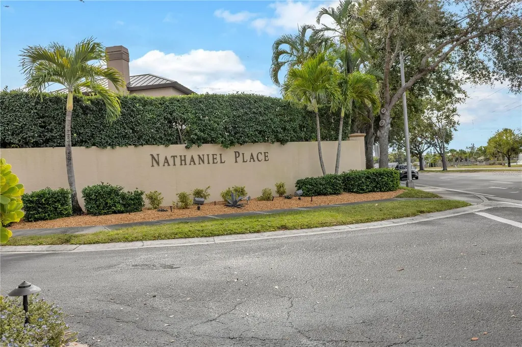 5311 Nathaniel Place Sarasota FL 34233