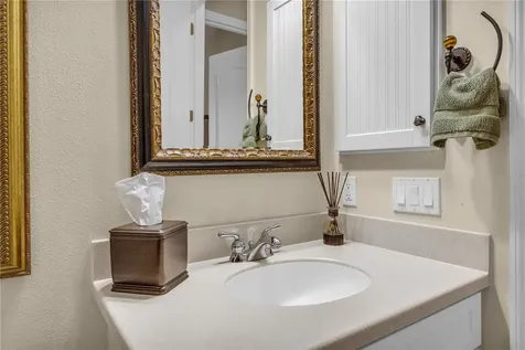 5311 Nathaniel Place Sarasota FL 34233