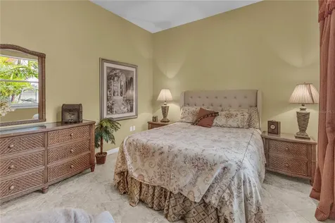 5311 Nathaniel Place Sarasota FL 34233