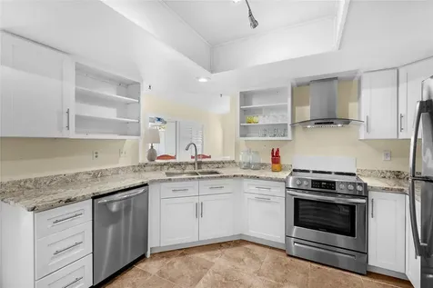 4096 Center Pointe Place Sarasota FL 34233