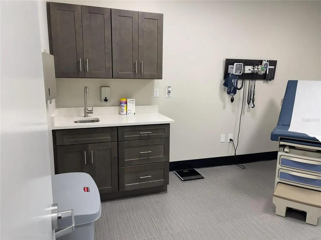 31201 Us Highway 19 N Palm Harbor FL 34684