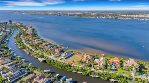 4111 Hawk Island Drive Bradenton FL 34208