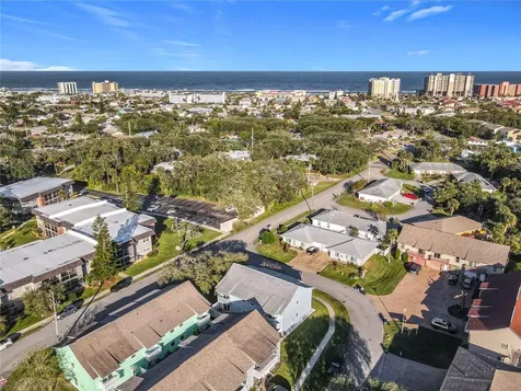 742 Laurel Bay Circle New Smyrna Beach FL 32169