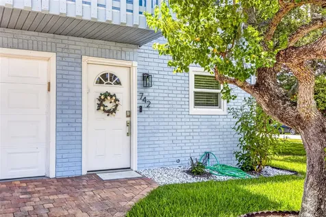 742 Laurel Bay Circle New Smyrna Beach FL 32169