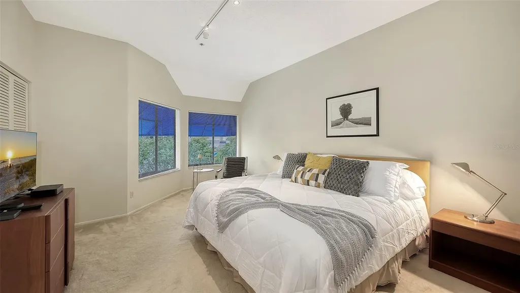 1916 Harbourside Drive Longboat Key FL 34228