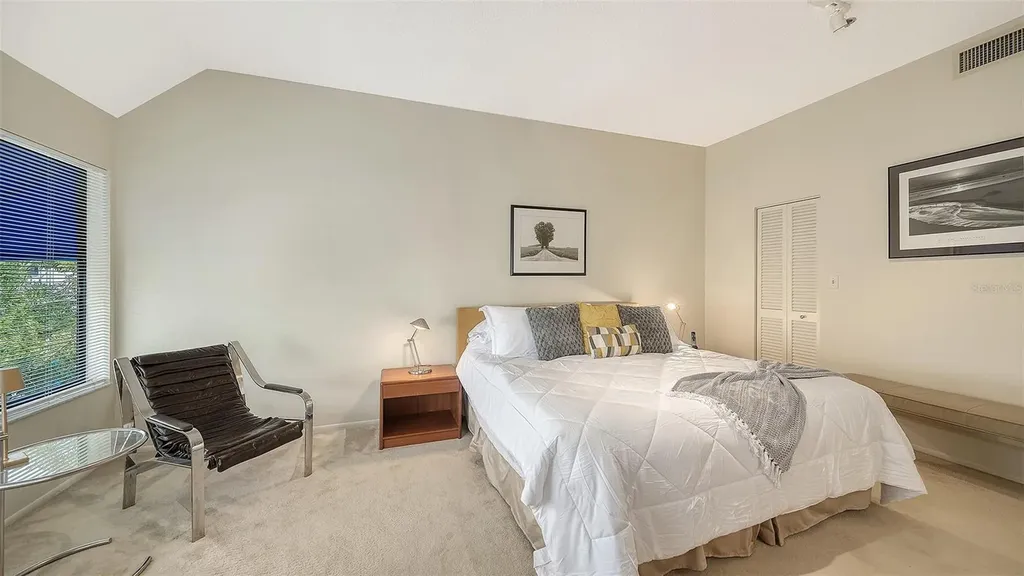 1916 Harbourside Drive Longboat Key FL 34228