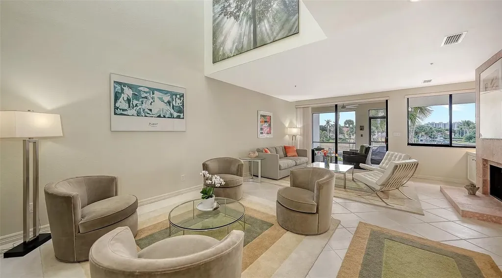 1916 Harbourside Drive Longboat Key FL 34228