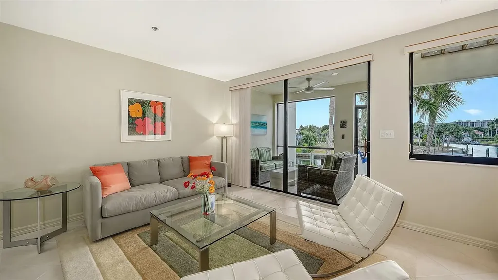 1916 Harbourside Drive Longboat Key FL 34228